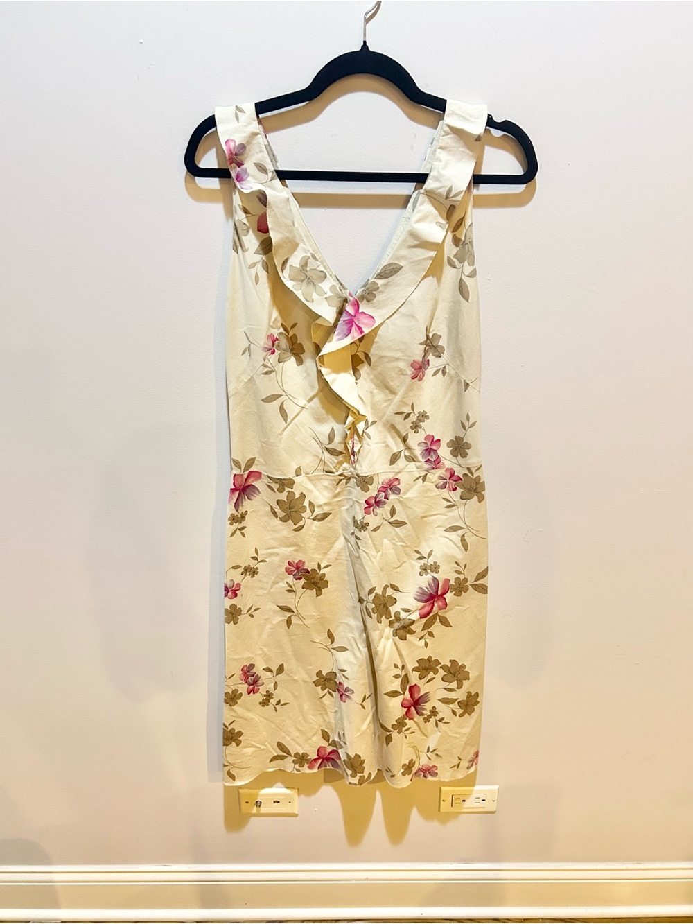 Vintage Philosophy di Alberta Ferretti Vintage Cream Floral Ruffle Dress, Sz 6
